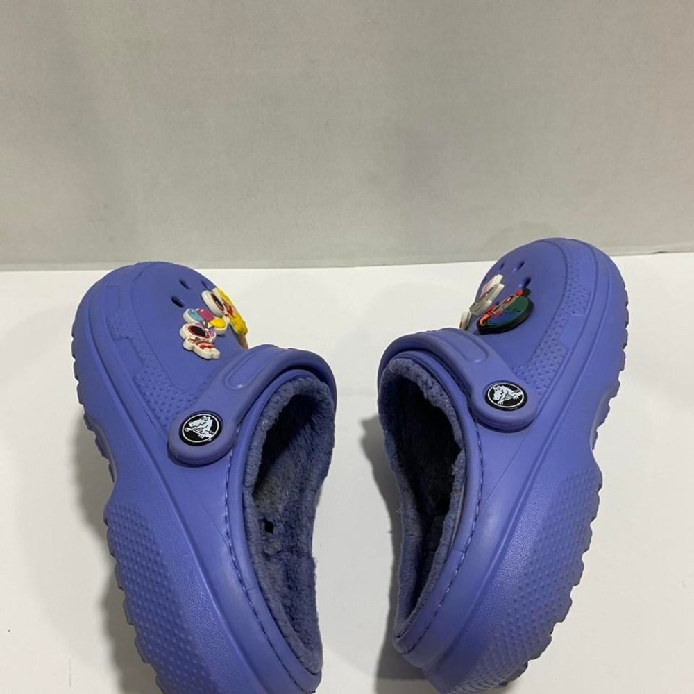 Blue Crocs clogs with 7 space theme charms unisex men 3 women 5. SKU487 - Picture 3 of 5